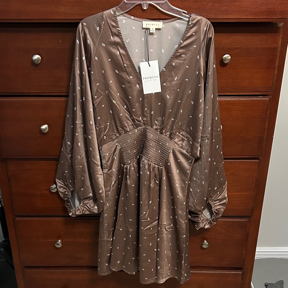 Promesa Long Sleeve Brown Dress with Pattern